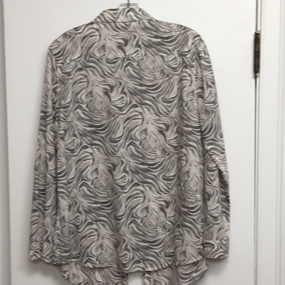 J. Mclaughlin Top - image 4